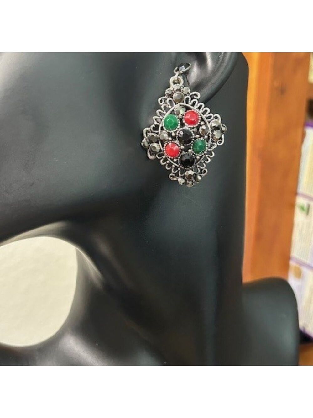 Gorgeous silver earrings